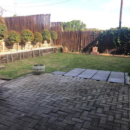 Spacious Cottage Mount Road Bagian luar foto